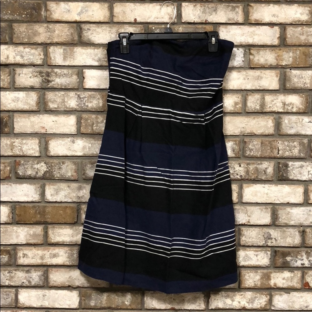 Size 12 Old Navy black and navy strapless dress